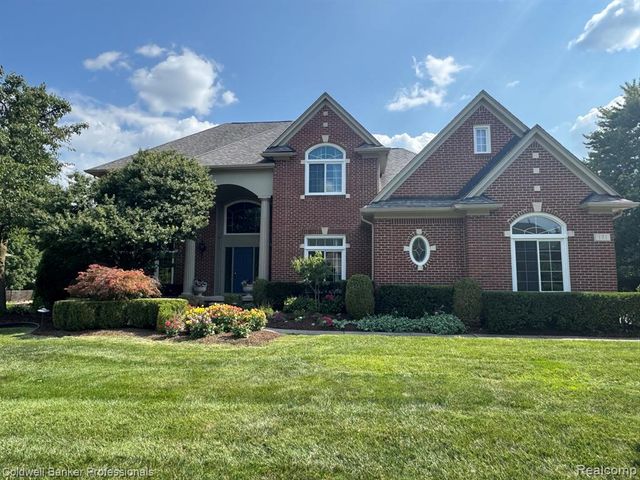 171 Millstone Drive, Troy, MI 48084