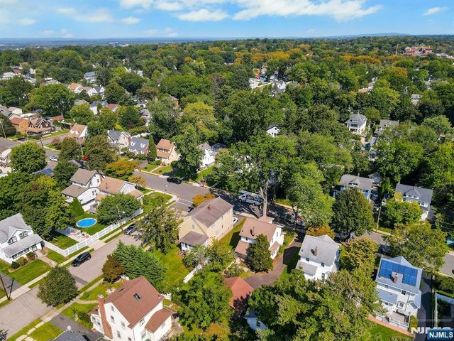 116 Hillside Avenue, Teaneck, NJ 07666