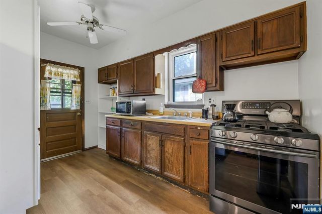 116 Hillside Avenue, Teaneck, NJ 07666