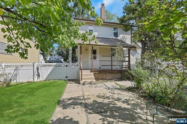 116 Hillside Avenue, Teaneck, NJ 07666