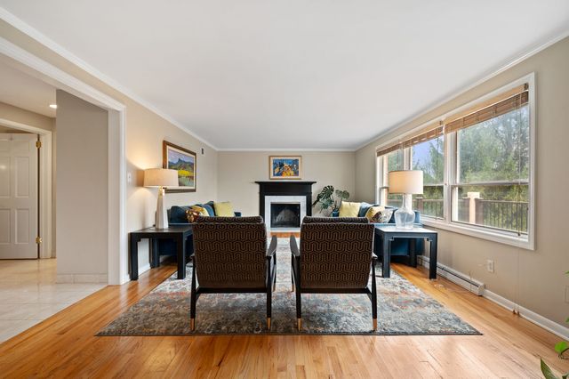 131 Wilmar Drive, Fox Chapel, PA 15238