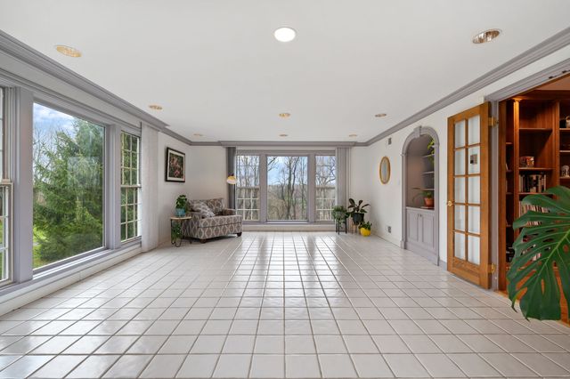 131 Wilmar Drive, Fox Chapel, PA 15238