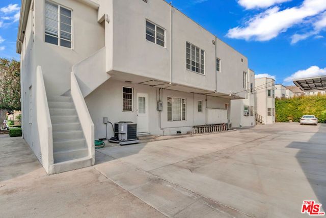 154 N Sycamore Avenue 4, Los Angeles, CA 90036