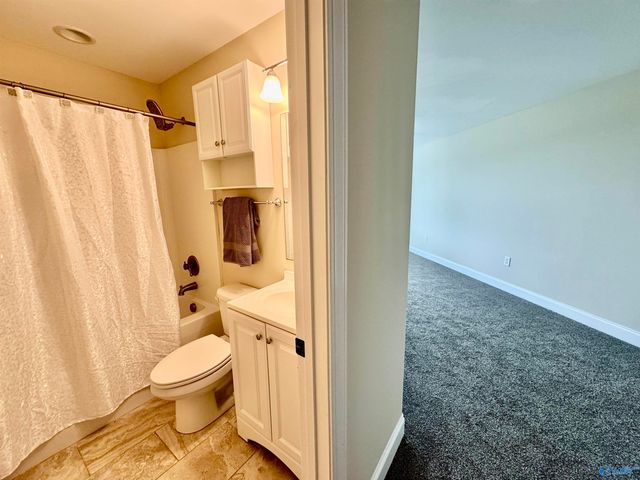2807 Talon Circle, Huntsville, AL 35811