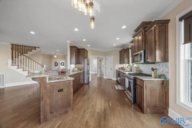 2807 Talon Circle, Huntsville, AL 35811