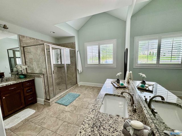 2807 Talon Circle, Huntsville, AL 35811