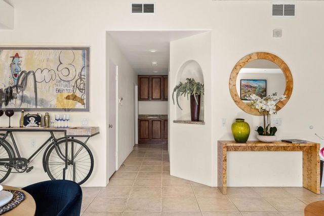 2917 Cervantes Court, Palm Springs, CA 92264