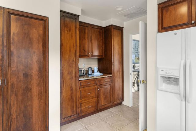 2917 Cervantes Court, Palm Springs, CA 92264