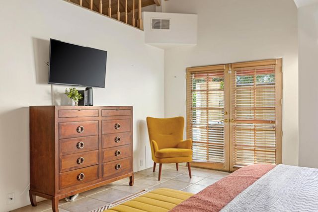 2917 Cervantes Court, Palm Springs, CA 92264