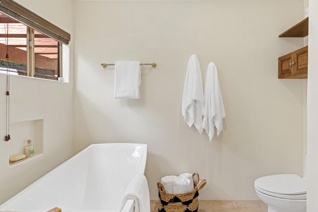 2917 Cervantes Court, Palm Springs, CA 92264