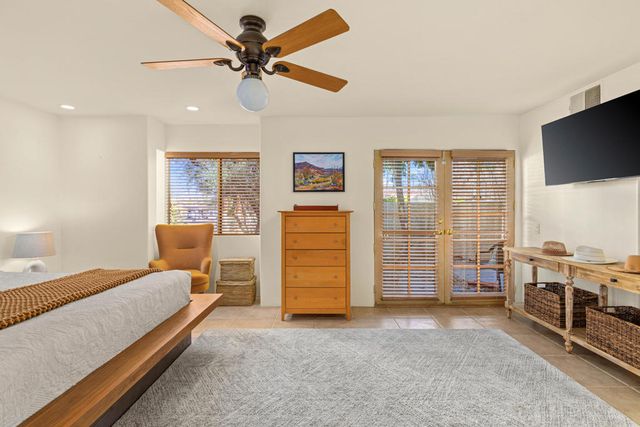 2917 Cervantes Court, Palm Springs, CA 92264