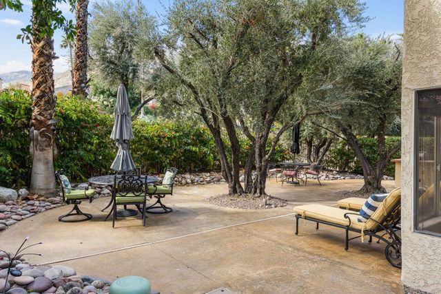 2917 Cervantes Court, Palm Springs, CA 92264