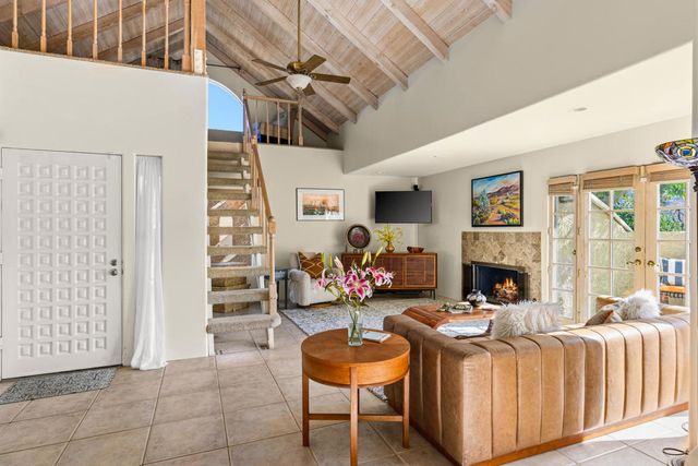 2917 Cervantes Court, Palm Springs, CA 92264