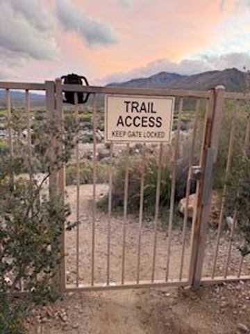 2917 Cervantes Court, Palm Springs, CA 92264