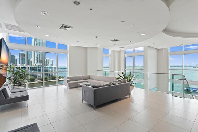 1900 N Bayshore Drive Dr 715, Miami, FL 33132