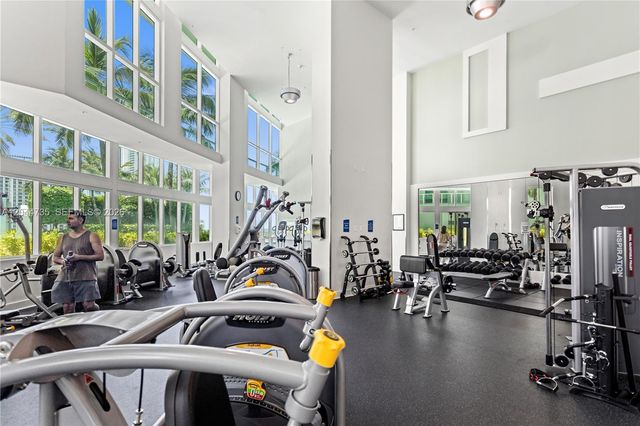 1900 N Bayshore Drive Dr 715, Miami, FL 33132