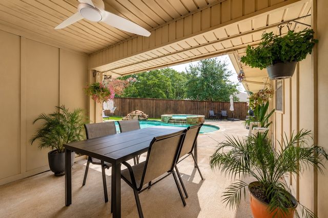 3403 Sunset Oaks Street, Dalworthington Gardens, TX 76016