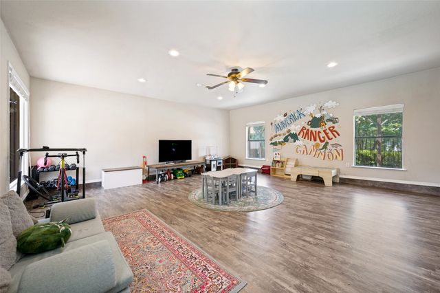 3403 Sunset Oaks Street, Dalworthington Gardens, TX 76016