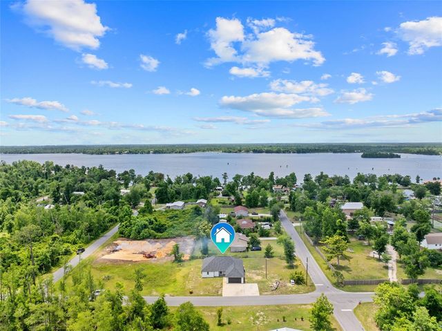 8823 SEMINOLE STREET, Youngstown, FL 32466