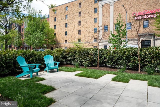 1717 V ST NW, Washington, DC 20009