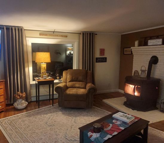 819 Eastside Road, Woodstock, NH 03262