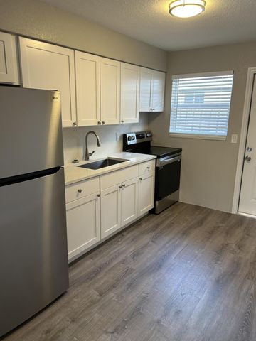 628 N M Street 1, Lake Worth Beach, FL 33460