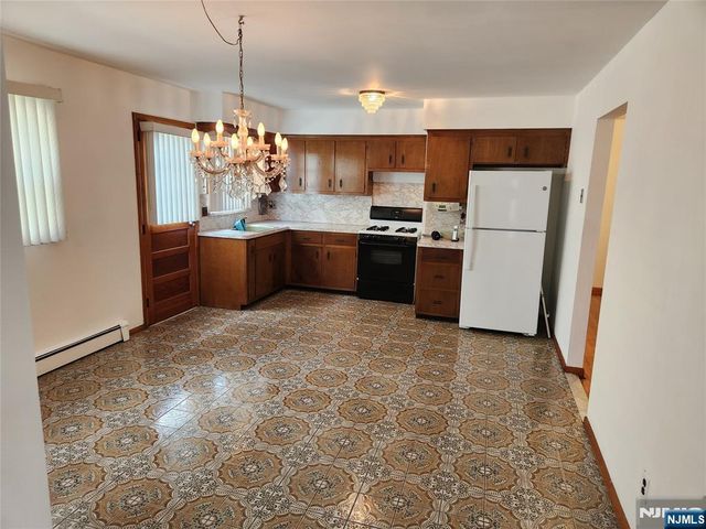 490 Westminster Place, Lodi, NJ 07644