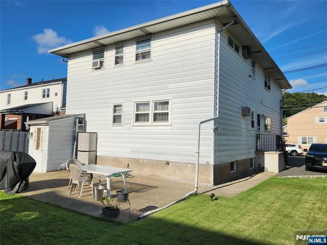 490 Westminster Place, Lodi, NJ 07644