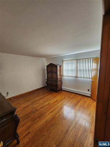 490 Westminster Place, Lodi, NJ 07644
