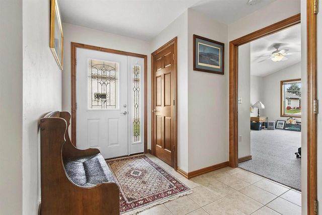 4027 PONCE DE LEON BOULEVARD, Hobart, WI 54155