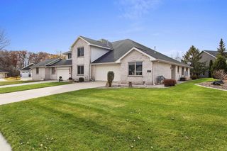 4027 PONCE DE LEON BOULEVARD, Hobart, WI 54155