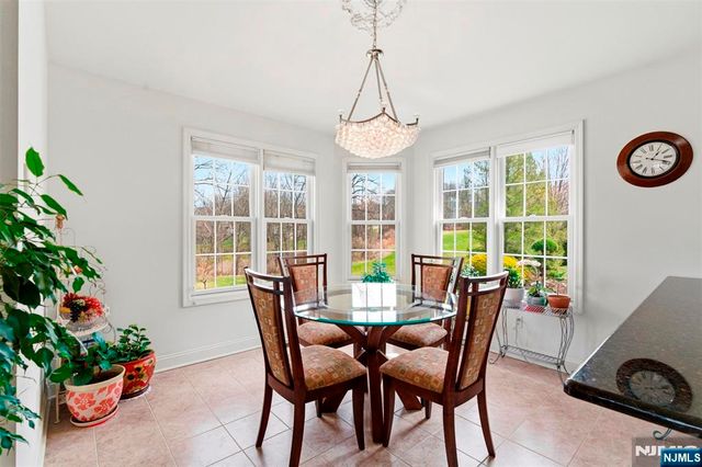 19 Rockhall Court, Hamburg, NJ 07419