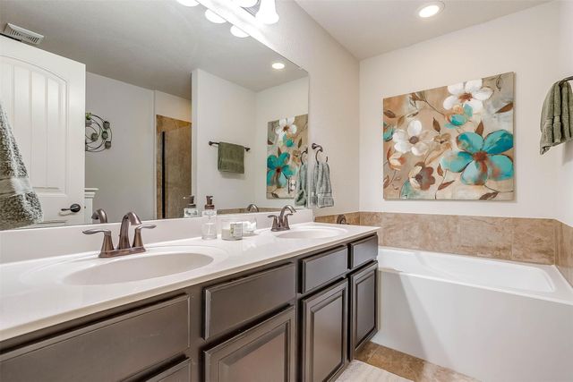 6972 Carrington Lane, Fort Worth, TX 76137