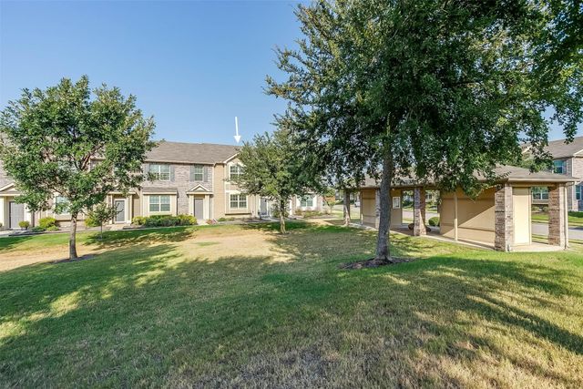 6972 Carrington Lane, Fort Worth, TX 76137