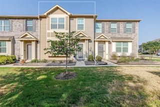 6972 Carrington Lane, Fort Worth, TX 76137
