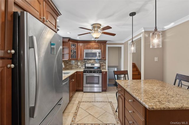 1 Post Place, Newburgh, NY 12550