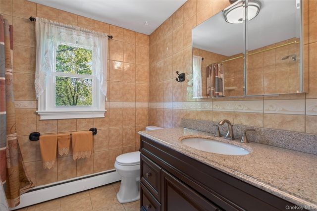 1 Post Place, Newburgh, NY 12550