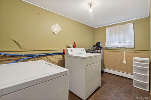 1 Post Place, Newburgh, NY 12550