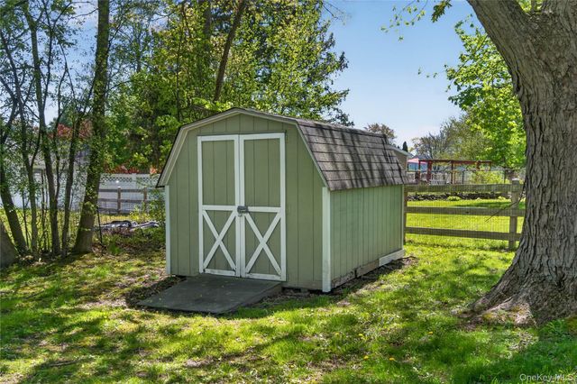1 Post Place, Newburgh, NY 12550