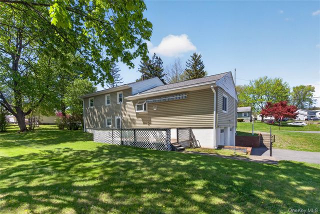 1 Post Place, Newburgh, NY 12550