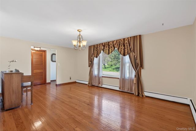 1 Post Place, Newburgh, NY 12550