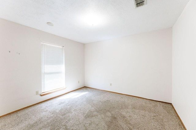 5903 70th Street, Lubbock, TX 79424