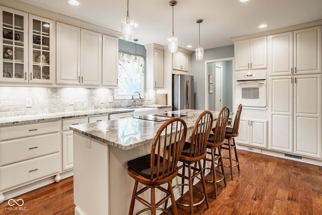 10155 Briar Creek Lane, Carmel, IN 46033