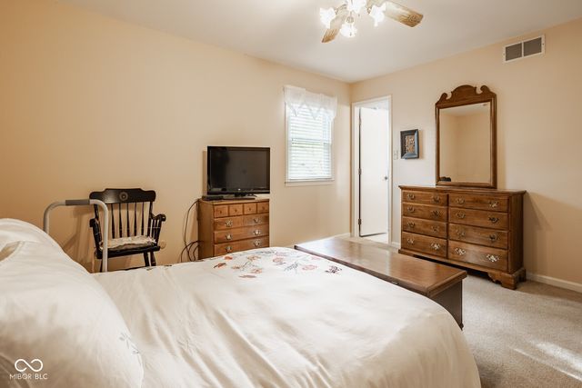 10155 Briar Creek Lane, Carmel, IN 46033