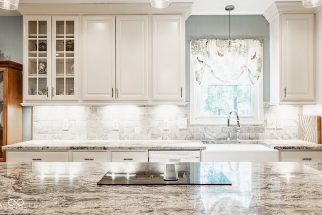 10155 Briar Creek Lane, Carmel, IN 46033