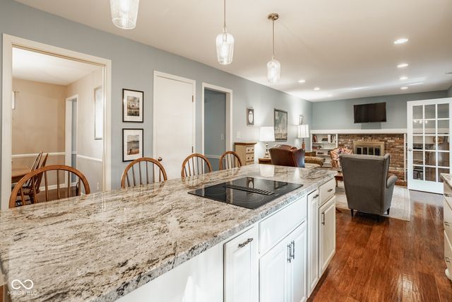 10155 Briar Creek Lane, Carmel, IN 46033