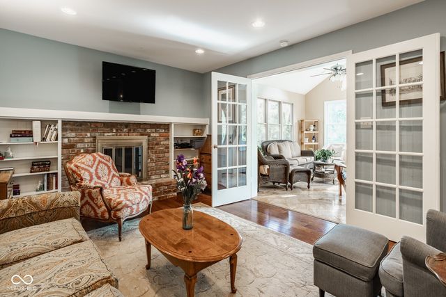 10155 Briar Creek Lane, Carmel, IN 46033