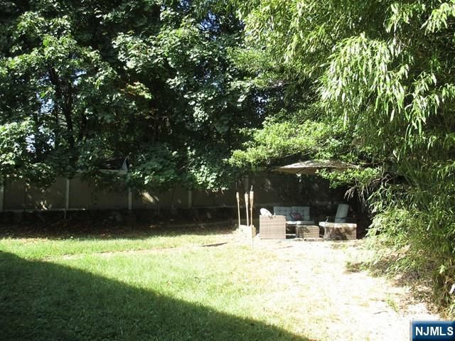 403 Longview, Northvale, NJ 07647