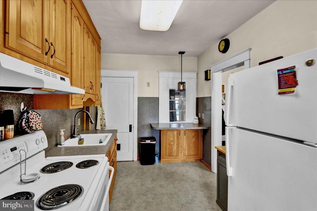 43 E WALNUT ST, Ephrata, PA 17522