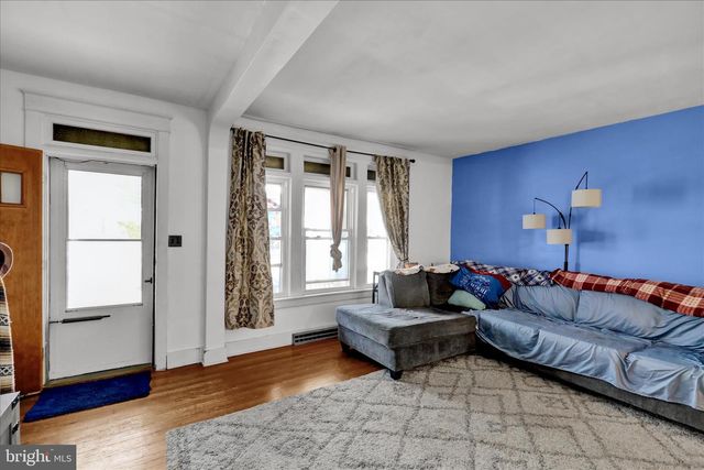 43 E WALNUT ST, Ephrata, PA 17522